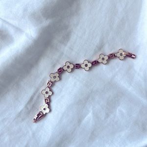 White flower rose gold bracelet